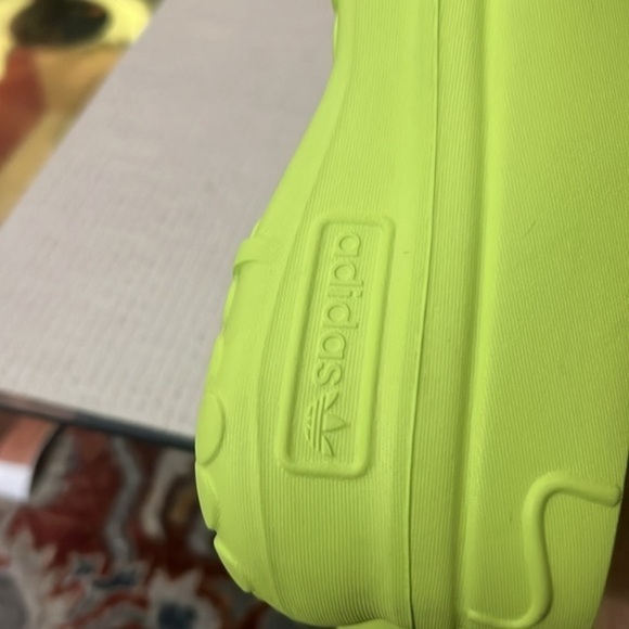 - NEW! Adidas Adifoam Stan Smith Mule Shoes Neon Green Women's Clogs Size 8 - Picture 9 of 10